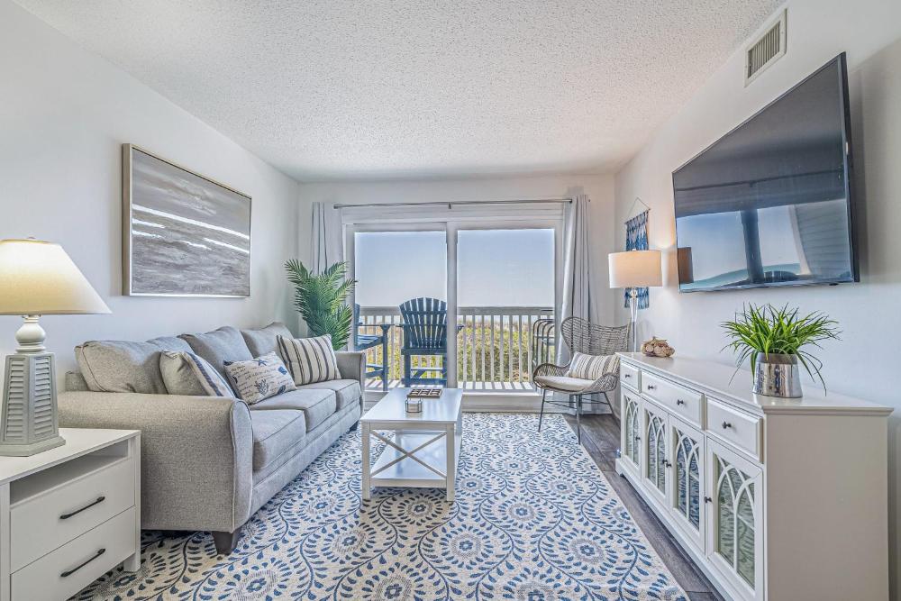 Ocean Garden Villas Oceanfront Unit B1